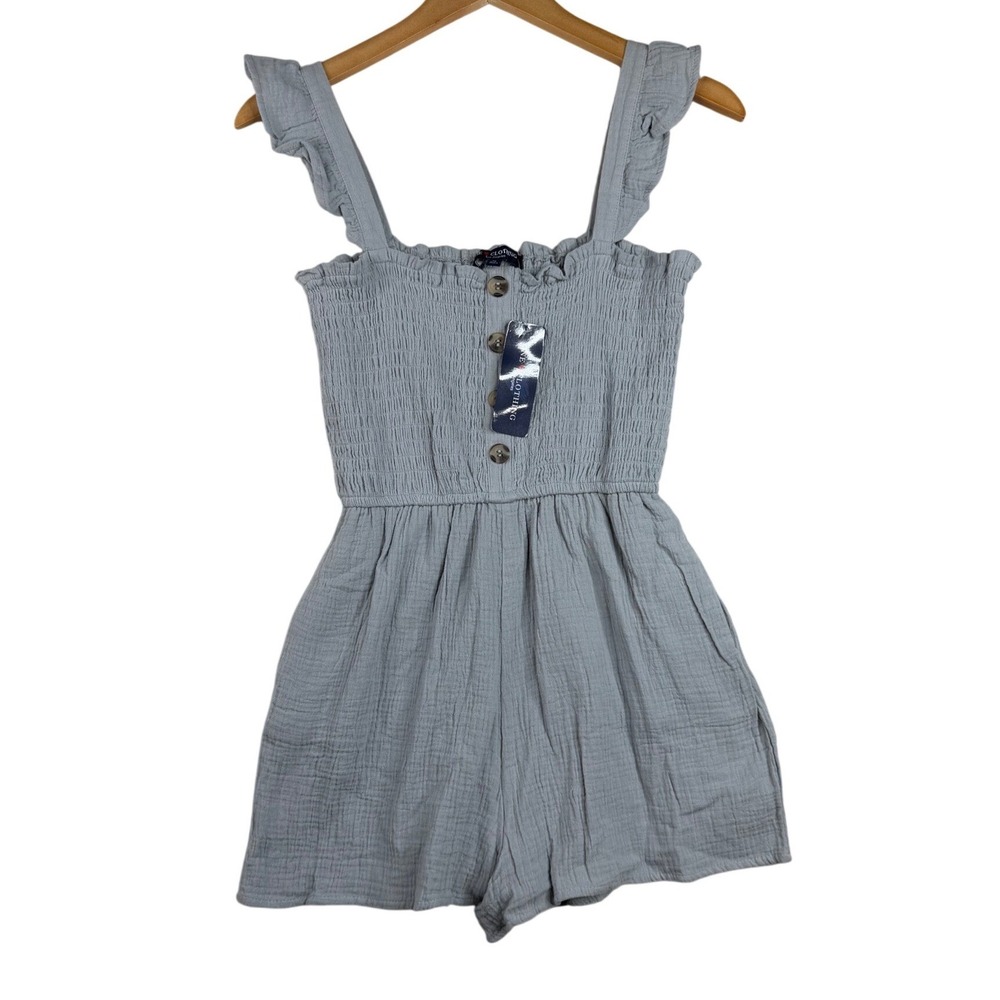 New One Clothing Smocked Button Front Short Romper size Small Light Blue
